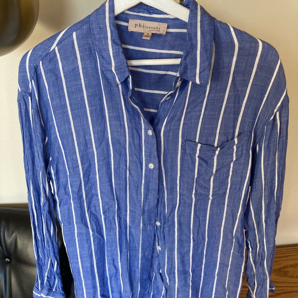 Philosophy super soft button down. Size S